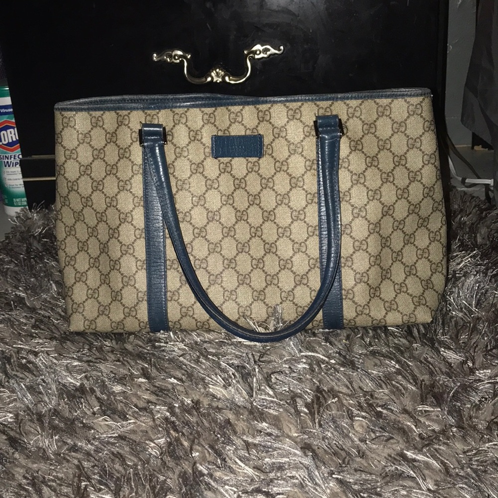 🔥🔥🔥🔥New Item .......Gucci Tote🔥🔥🔥🔥🔥🔥